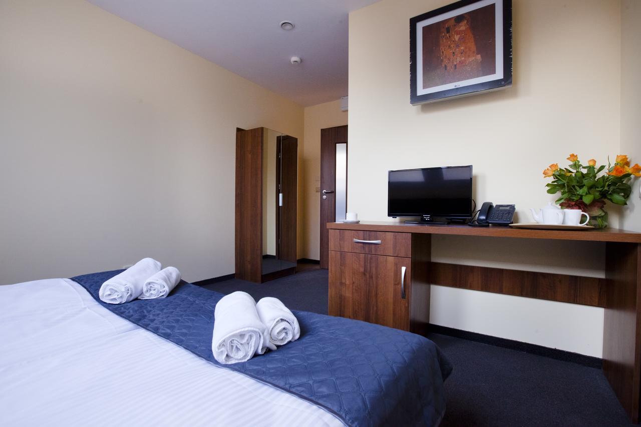 Aparthotel W Palacu คราคูฟ ภายนอก รูปภาพ